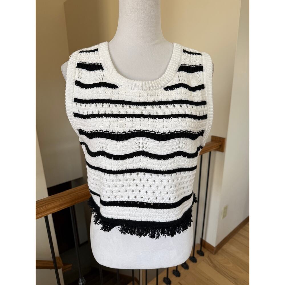 House of Harlow 1960 Black and White Knit Tank